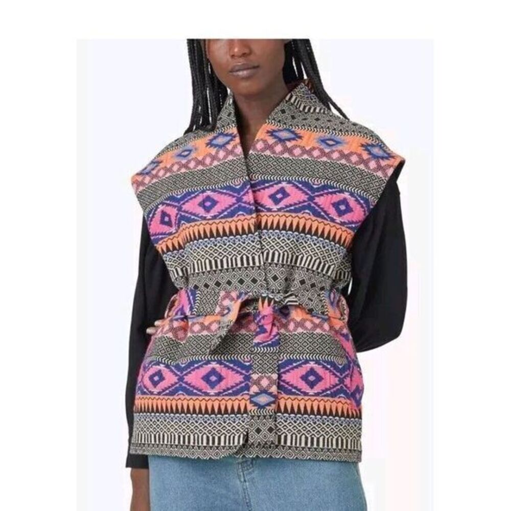 XiRENA Brett Aztec Southwestern Belted Vest Womens Small